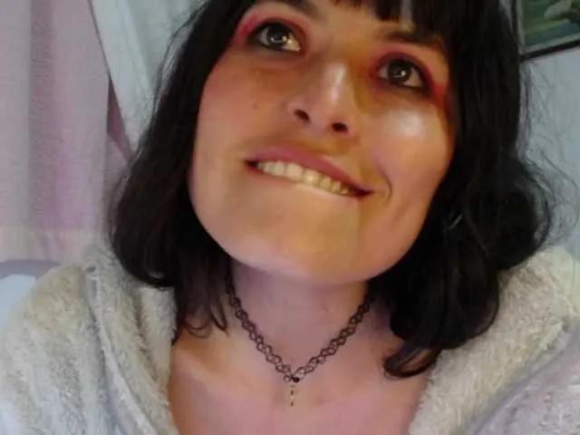 alexandra-94 on BongaCams