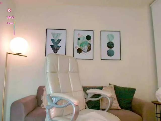 AlicePrice — it excites me to treat me well, be polite but at the same time a little perverted when they talk to me