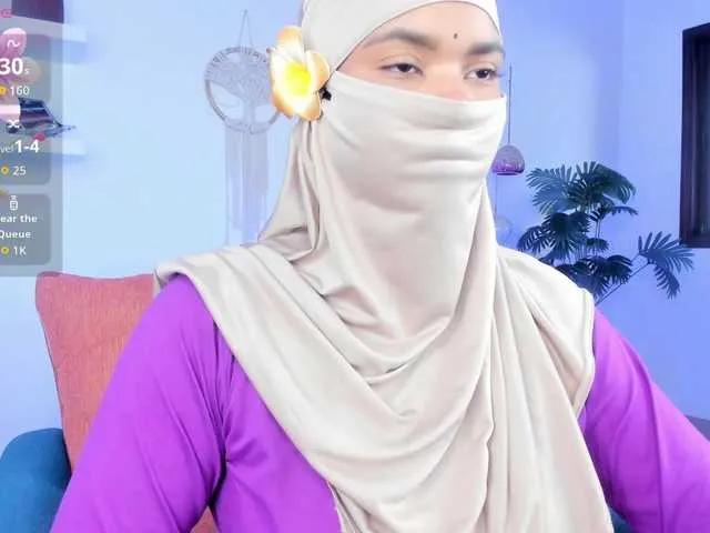 Aura-cuutee on BongaCams 