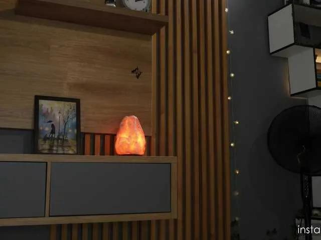 Cuterori — Excellent sense of humor and ability to ironize yourself)