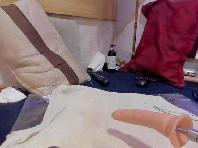 elifblond on BongaCams