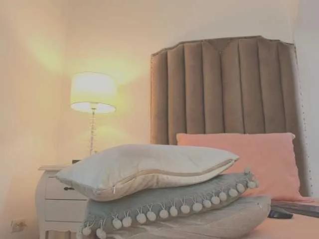 Emma-Torres1 on BongaCams 