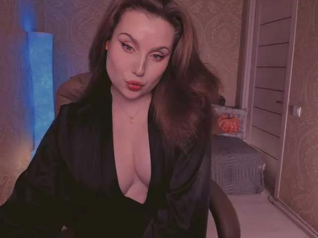 Esmeerrr on BongaCams 
