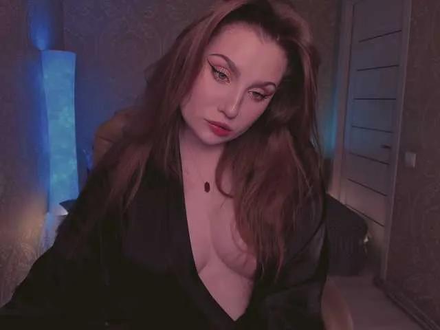 Esmeerrr on BongaCams 