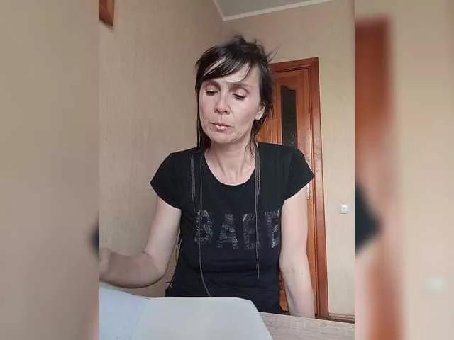 Hellenalonenochka on BongaCams 