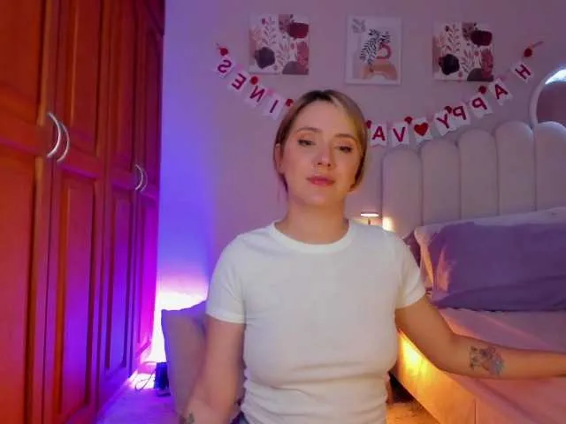 heymartina model from bc