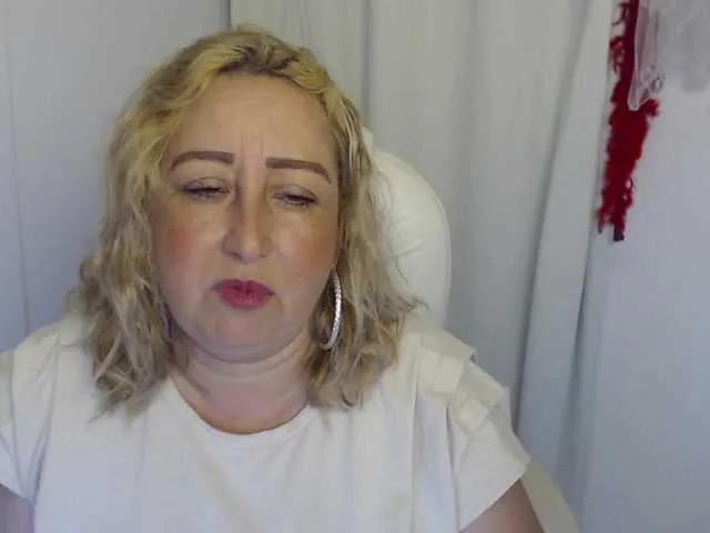 Mature2025 on BongaCams