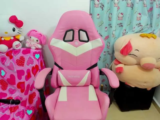 meganandjhon model from bc