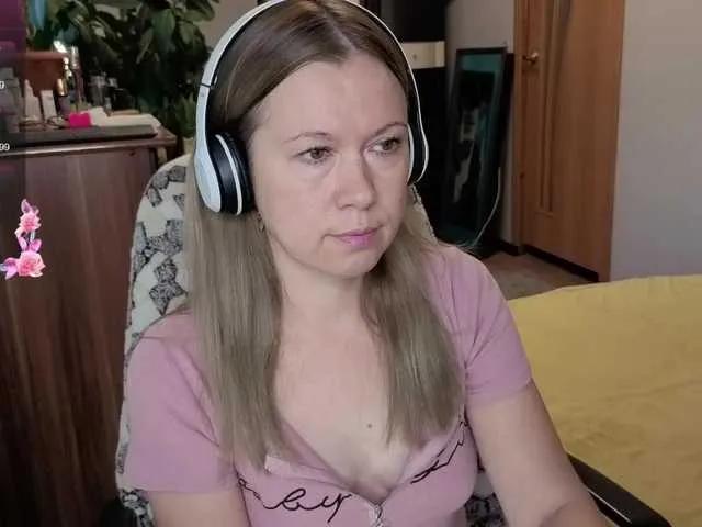 Misslyolika on BongaCams 