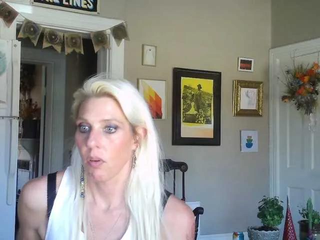 mylfGlama on BongaCams