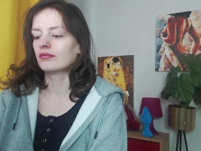 NadineGold on BongaCams