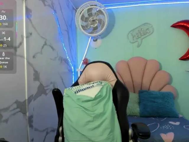 noelia-milf19 on BongaCams