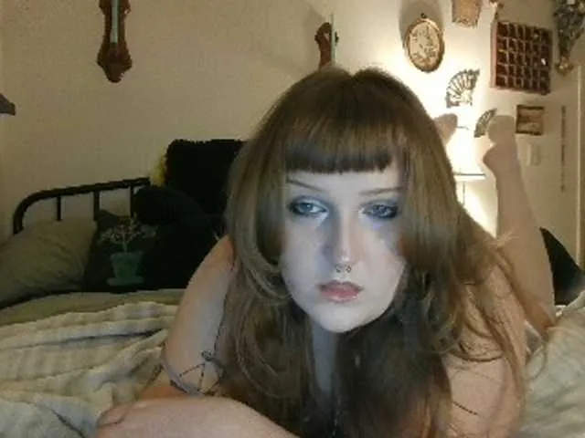 Playfulxcutie model from bc