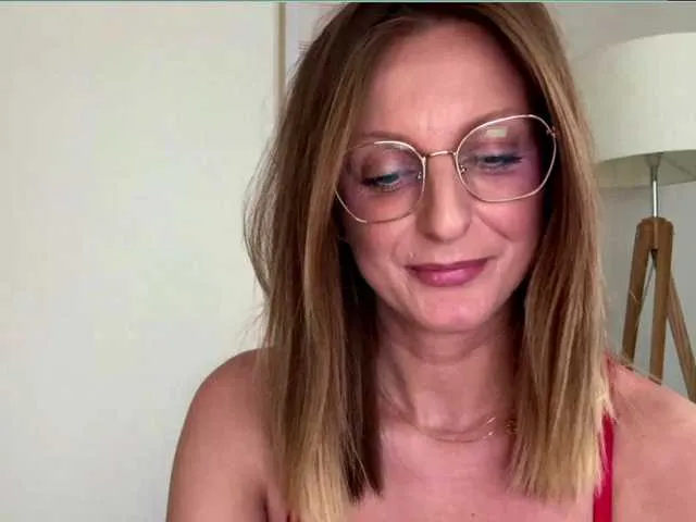 RachellaFox model from bc