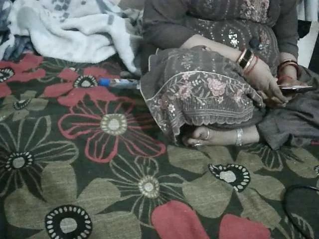 Sami1996 — I love a good conversation that sparks chemistry, playful teasing, and exploring fantasies together. Confidence, a great sense of humor, and generous vibes really get me going! Let's see where our connection takes us. 