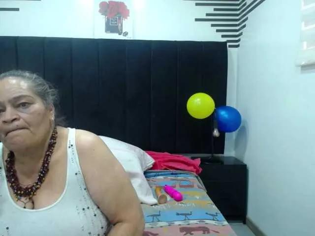 VickyBoobss on BongaCams