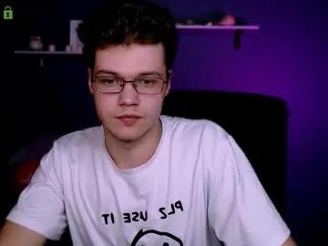 dylan_bold — GOAL: stand up and show outfit [20 tokens remaining] Welcome to my room! #C2C #18 #ebony #sph #teen