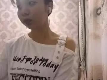 larainebertinetti on Chaturbate 