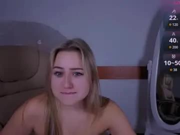lulu___moon on Chaturbate 