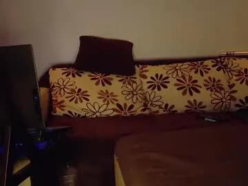 master_roberto333 — Steps to get my attention: 1. follow me on X (check my bio) ; 2. send tribute. #cashmaster #leather #smoke #findom #feet #socks