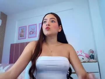 mia_sweet_5 —  GOAL: Streptease + full naked [200]  #latina #18 #squirt #bigass #teen