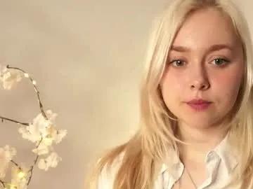odelynbrower — GOAL: hi world [0 tokens remaining] Join my Fan Club<3 #bigboobs #young #18 #blonde #shy