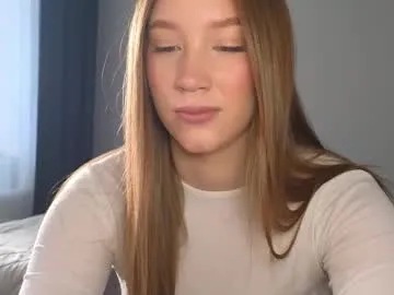 pink_rosee_ model from cb