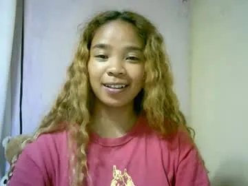 roxanne_98 model from cb