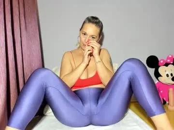 sweetpussymilf02 on Chaturbate 