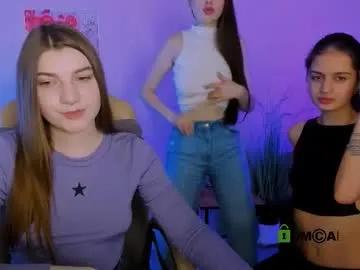 talia_seduce — GOAL: show panties [68 tokens remaining] Hello! Welcome darling, we will be glad to see you in our room! #twerk #teen #skinny #couple #lesbian