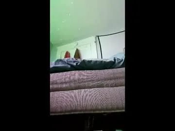 travism211 model from cb