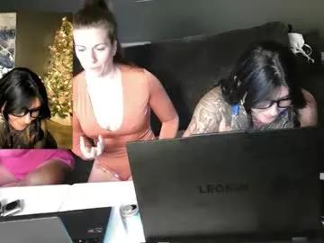 ventressinkbaby — Whats better than 1 guy? 2 and 3 Girls #cum #cock #girlgirl #pussyeating #vibes