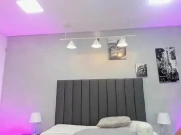 violet_and_myers's avatar