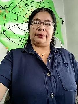 __valentina18 on StripChat 