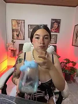 aaaaamy_1 on StripChat 