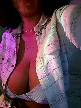 afrodeusa — PASSAR LEO NOS SEIOS