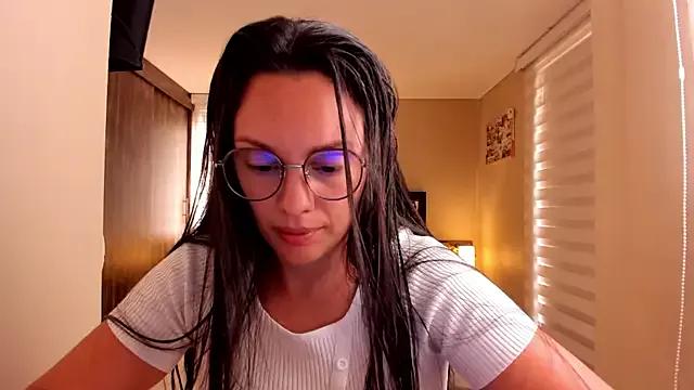 anabel_025 on StripChat 