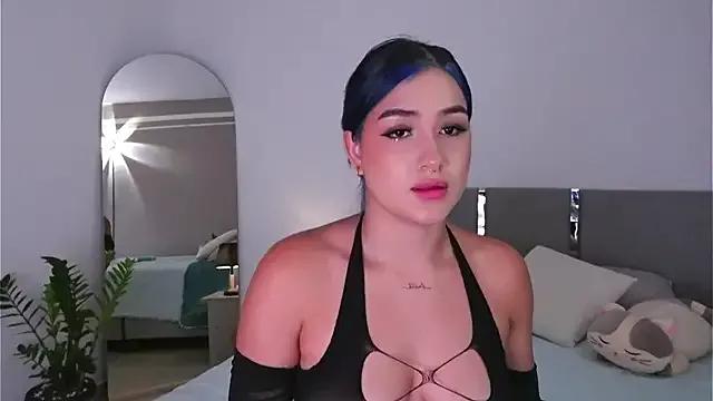 AnnyHizzle on StripChat 