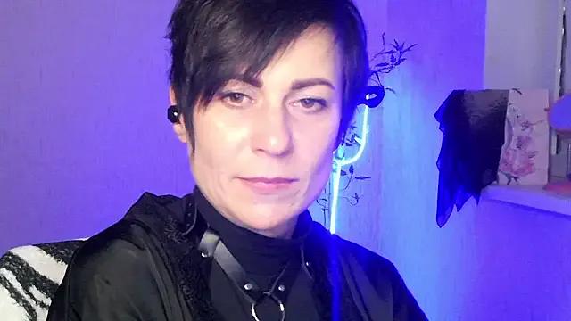 Ashley_Brookss — showing ass