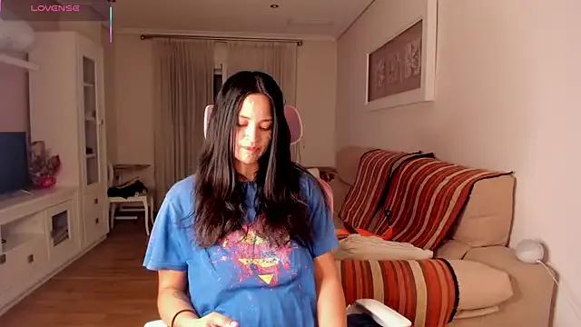 bella_apont on StripChat 