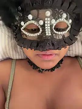 Bella_Luna18's avatar