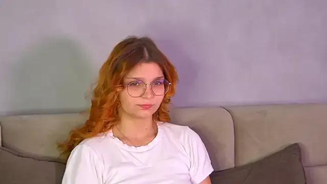 BellaMarebelle on StripChat 