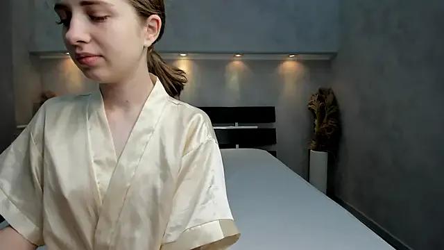 Camilla_Kelly — ass massage