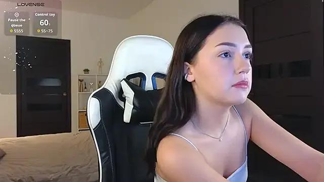 Cassandra2007 on StripChat 