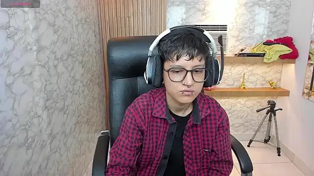 CharlieTaylor__ — Sing, moan & obey : 3 min ctrl