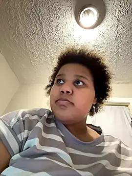 chocolate_bella on StripChat 