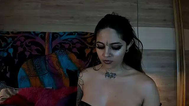 Cori_Paige — Zoom & bounce boobs