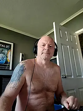 Daddysweetcock model from sc