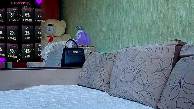 Dark_Diamond8 — naked and play with pussy