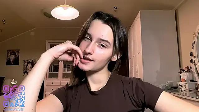 DarlineBrustera — Show my tongue